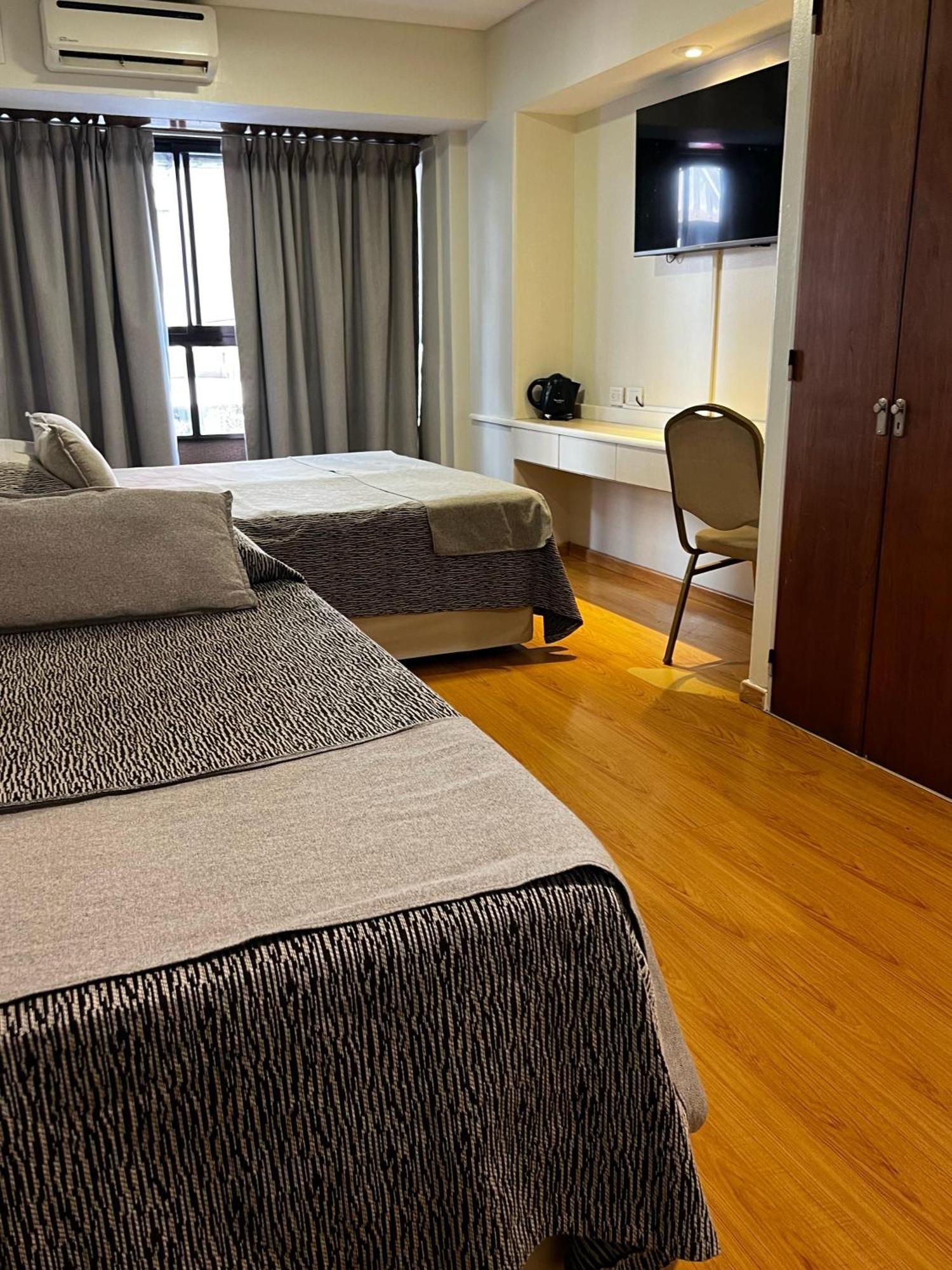 Hotel Dion Mar del Plata Exterior photo